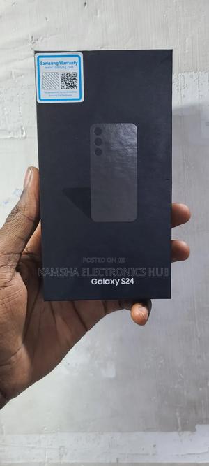 New Samsung Galaxy S24 256 GB Black - thumbnail 2