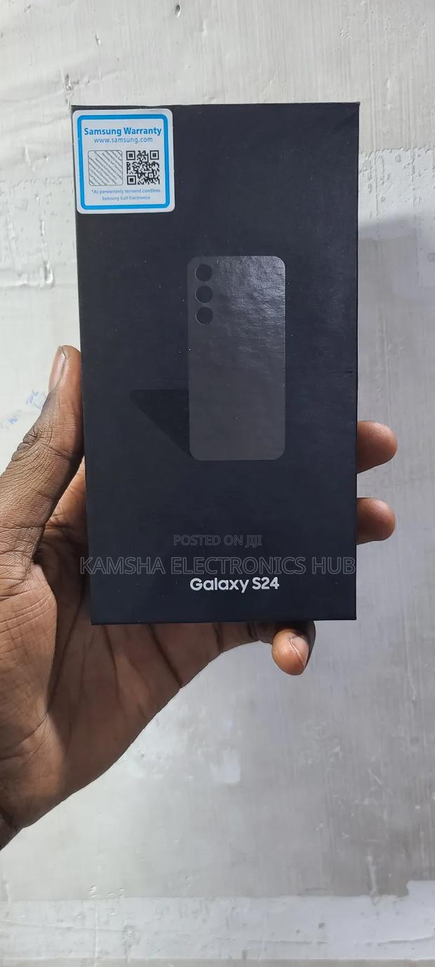 New Samsung Galaxy S24 256 GB Black - main view