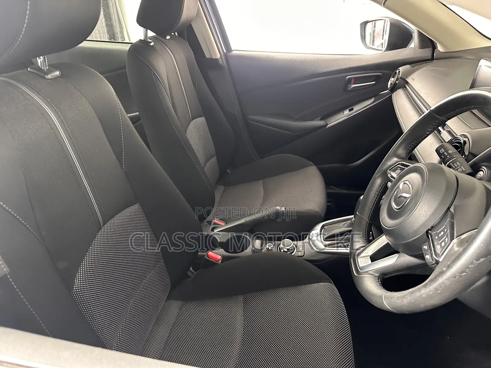 Mazda Demio 2018 Blue