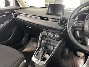 Mazda Demio 2018 Blue