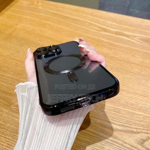 Sukii Black Luxury Electroplate Magnetic Cover for iPhone 12 Pro Max - thumbnail 3