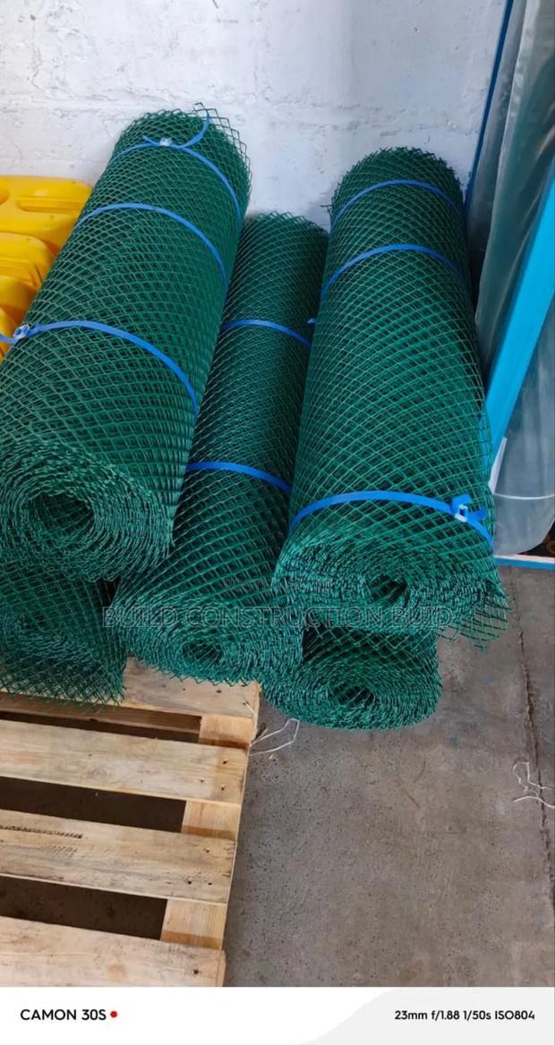 Plastic Poutry Mesh 1 ×25 MTRS - main view