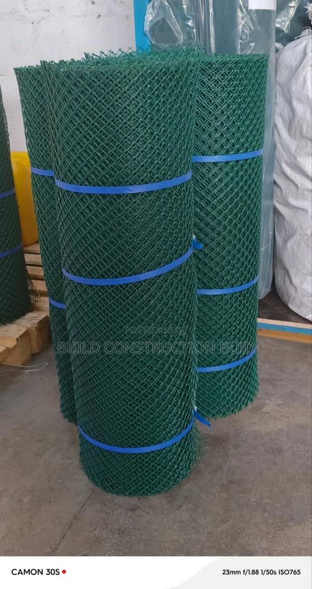 Plastic Poutry Mesh 1 ×25 MTRS - thumbnail 5