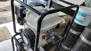 Honda Concrete Vibrator Machine With 45mm Poker Shaft.