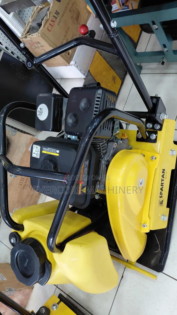 Spartan Heavy Duty Plate Compactor Machine. - thumbnail 3