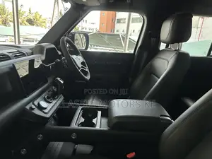 Land Rover Defender V8 2022 Gray