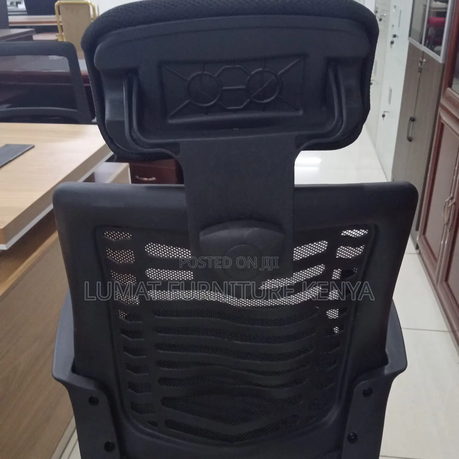 Ergonomic Office Mesh Chair With Headrest