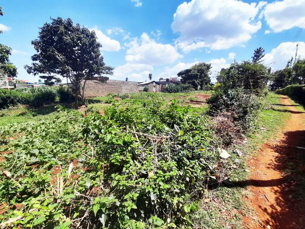 Plot for Sale at Gachie