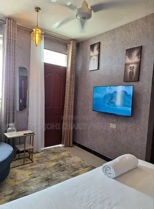 Beautiful Studio Airbnb in South B