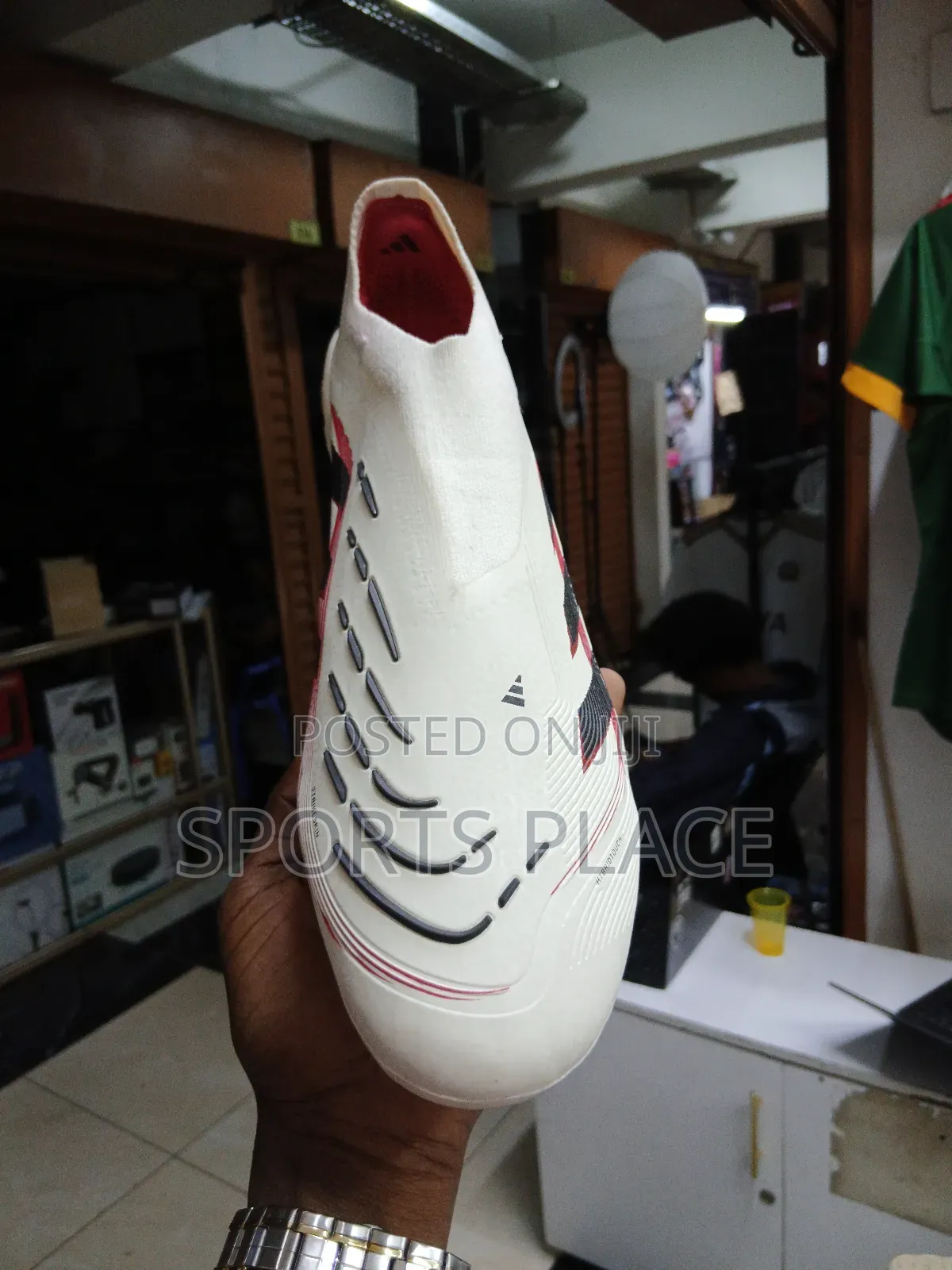 Original Adidas Predator Accuracy - Laceless Edition Football Boots