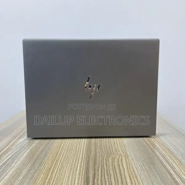 Laptop HP Dragonfly G3 16GB Intel Core I7 SSD 512GB