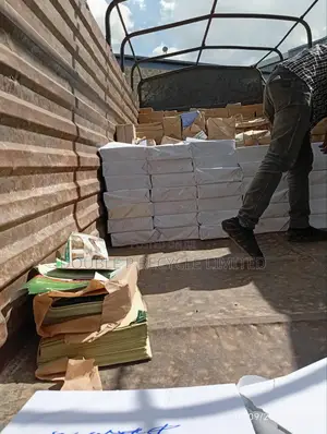 We Buy Waste Paper at 10-25 Per Kg