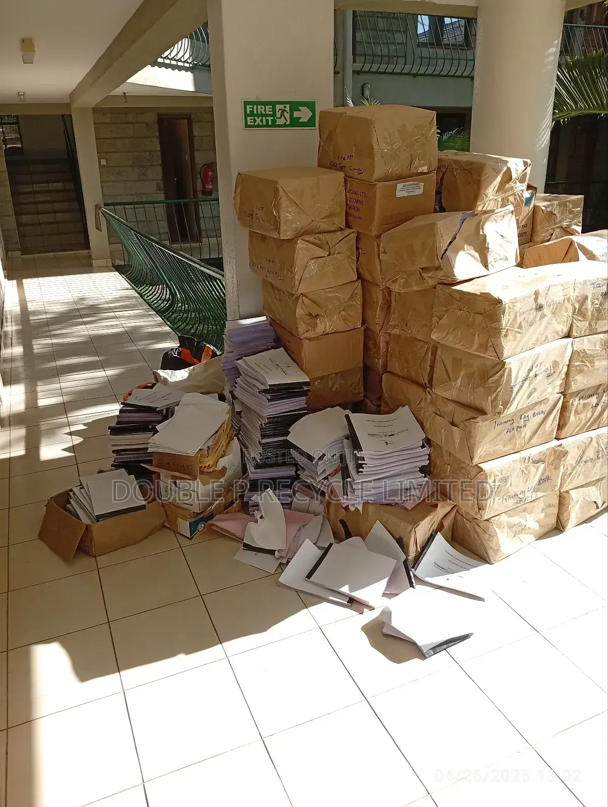 We Buy Waste Paper at 10-25 Per Kg