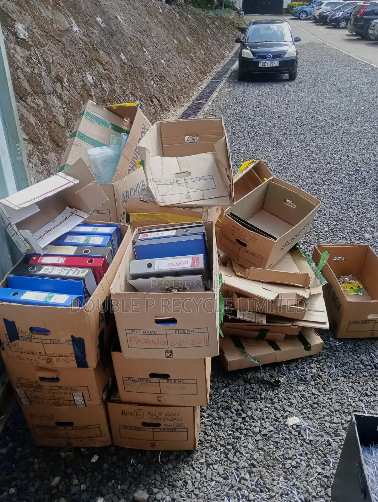 We Buy Waste Paper at 10-25 Per Kg