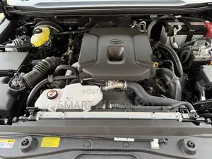 New Toyota Land Cruiser Prado 2.8 2025 Black