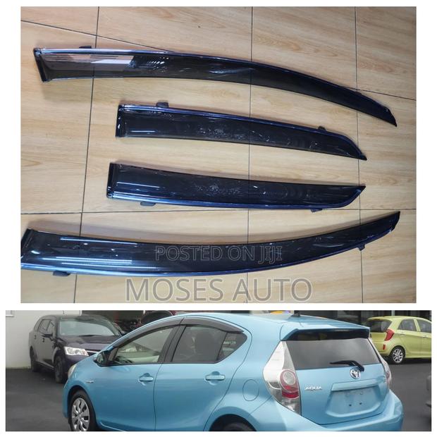 Toyota Aqua Windbreakers - main view