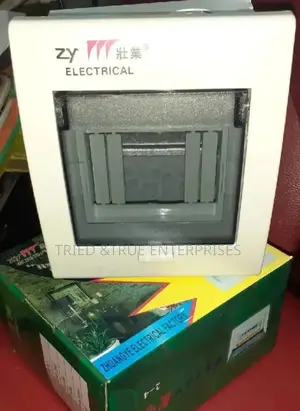 Elegant 2-4 Way Consumer Unit Rds3