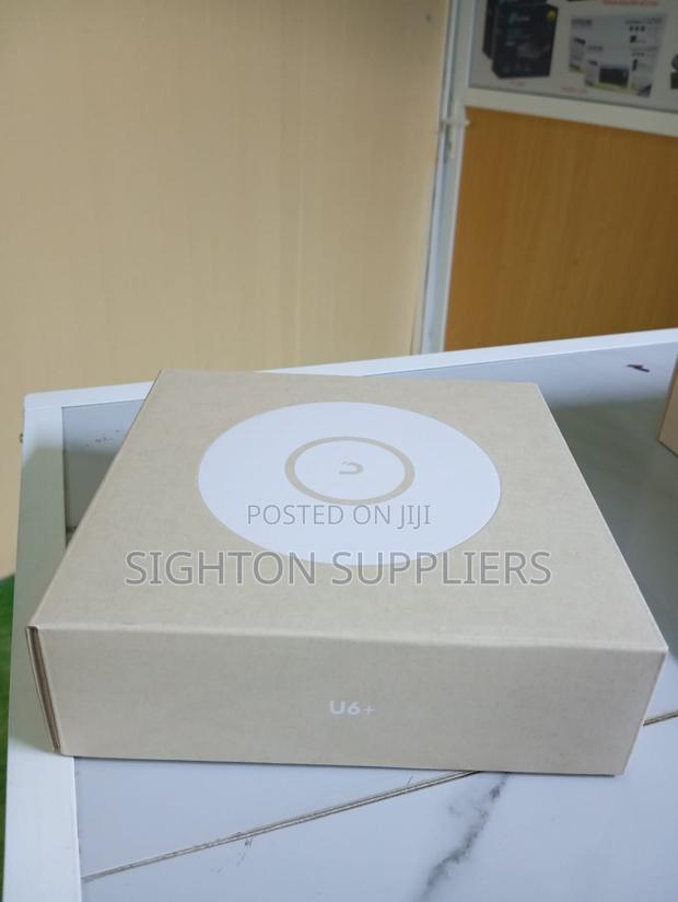 Ubiquiti U6+ Dual Band - main view