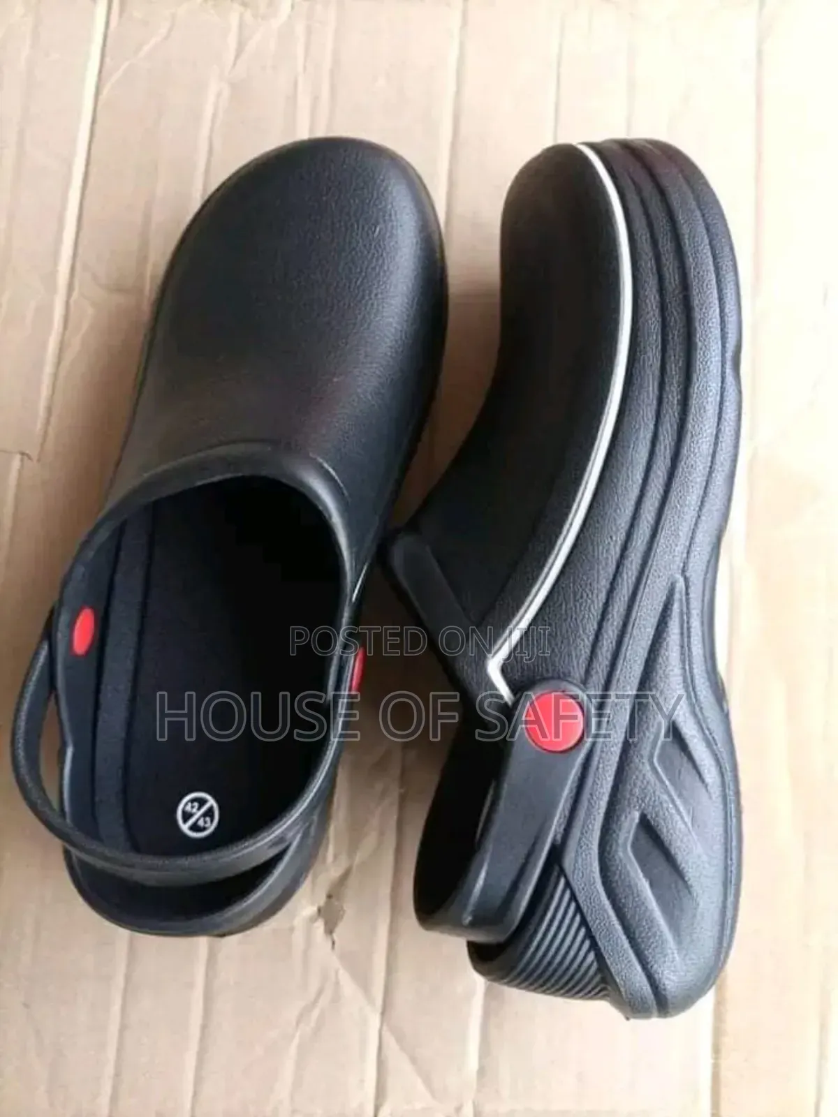 Size 41/43 Kitchen Safety Croc