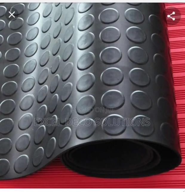 Industrial Grade Coin Rubber Mat – Built for Strength Long-Term Use - main view