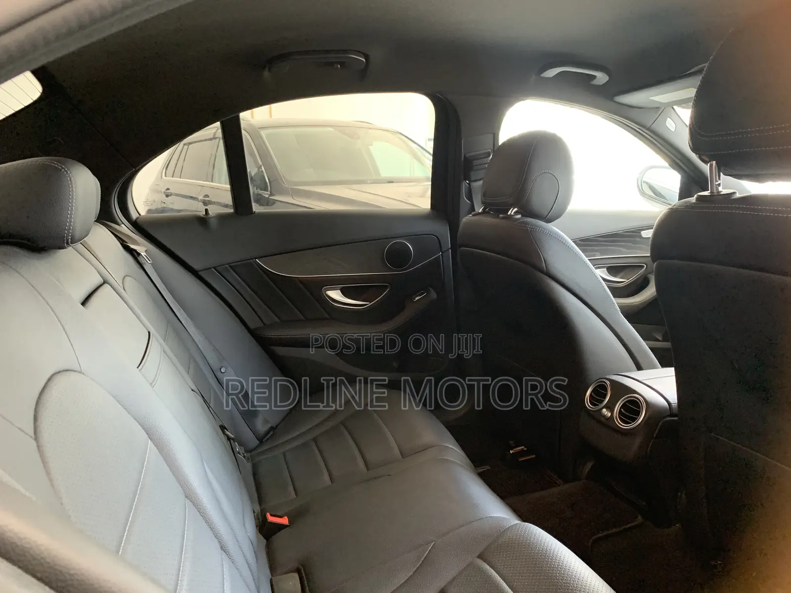 Mercedes-Benz C220 Base 2017 Silver