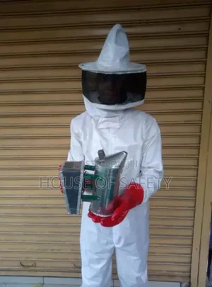 White Bee Suits With Gloves