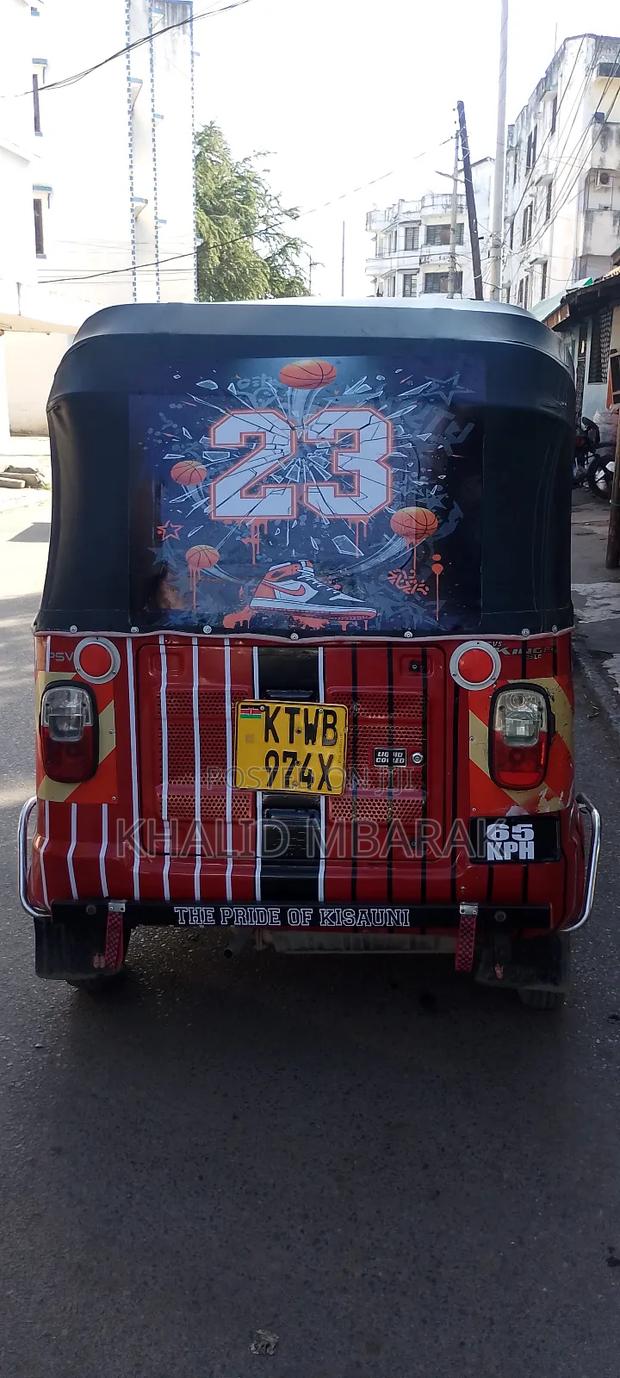 TVS King Cargo 2021 Red - thumbnail 3