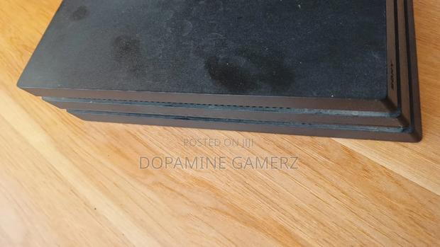 Playstation 4 Pro - main view