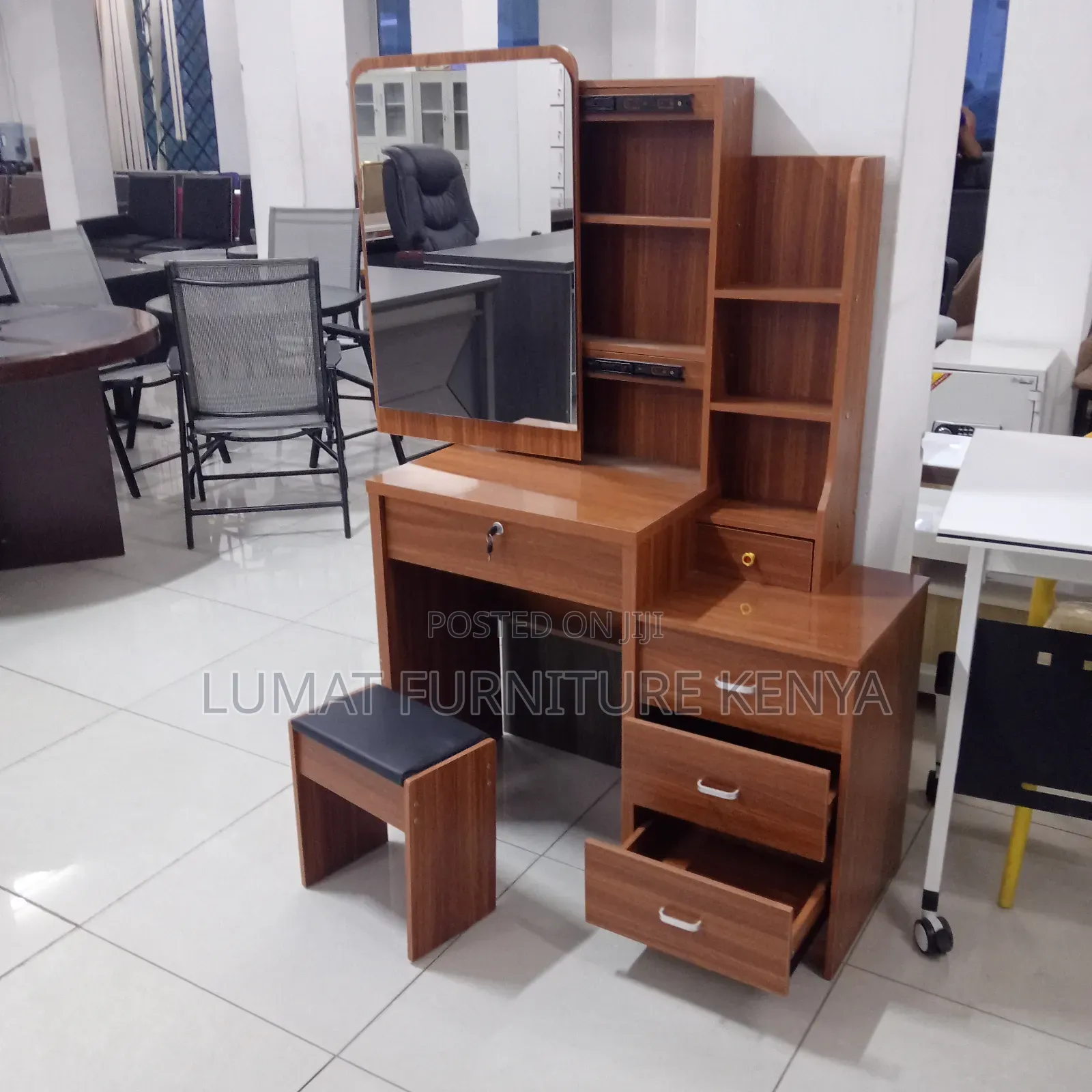 Solid Wood Dressing Table
