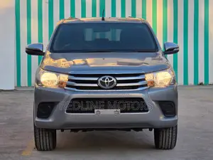 Toyota Hilux Revo Double Cab Deisel 2.4 AWD 2017 Gray