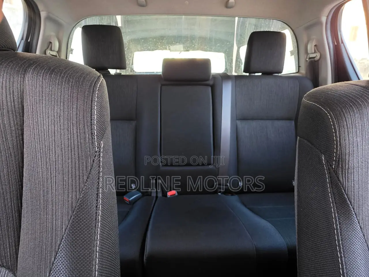 Toyota Hilux Revo Double Cab Deisel 2.4 AWD 2017 Gray