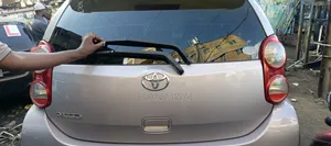 Toyota Passo Rear Wiper Available
