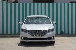 Toyota Premio 1.5 FWD 2018 White