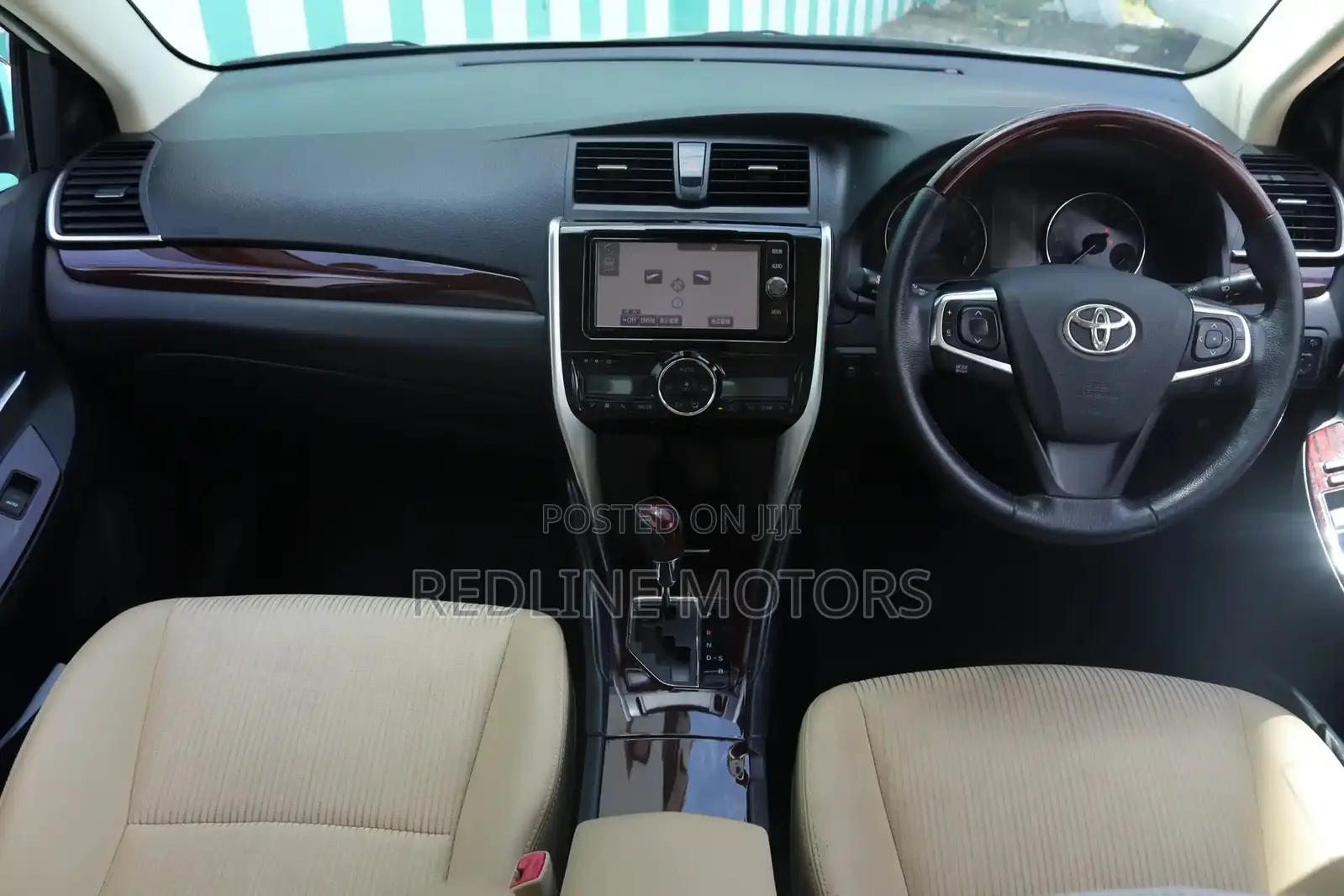 Toyota Premio 1.5 FWD 2018 White