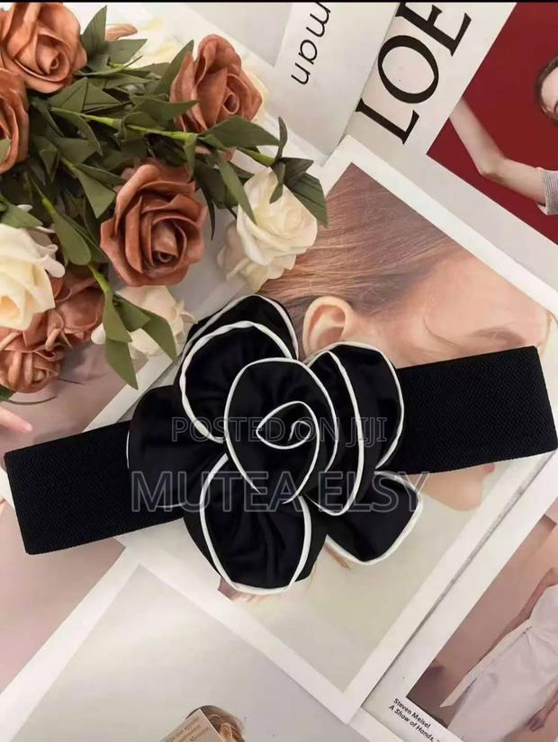 Black Pearl Bow Ladies Belts - thumbnail 2