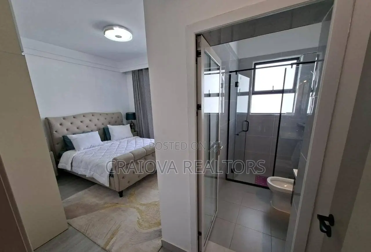 3bdrm Apartment in Gateway Mall Area for sale