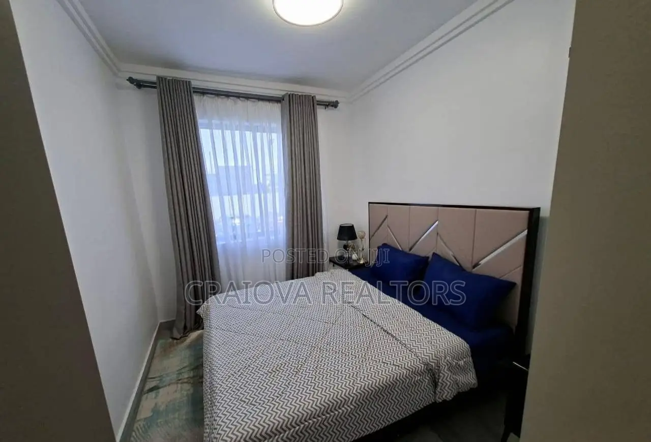 3bdrm Apartment in Gateway Mall Area for sale