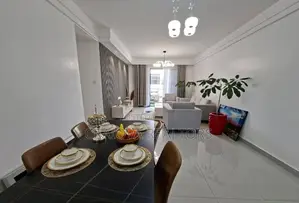 3bdrm Apartment in Gateway Mall Area for sale