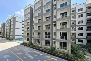 3bdrm Apartment in Gateway Mall Area for sale