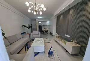 3bdrm Apartment in Gateway Mall Area for sale