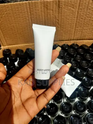 Hotels and Airbnbs Guest Body Lotions,Shower Gels and Shampoo