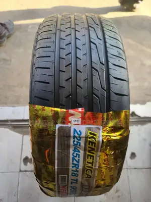 245/45r18 Kenda Tires [Kenetica ]