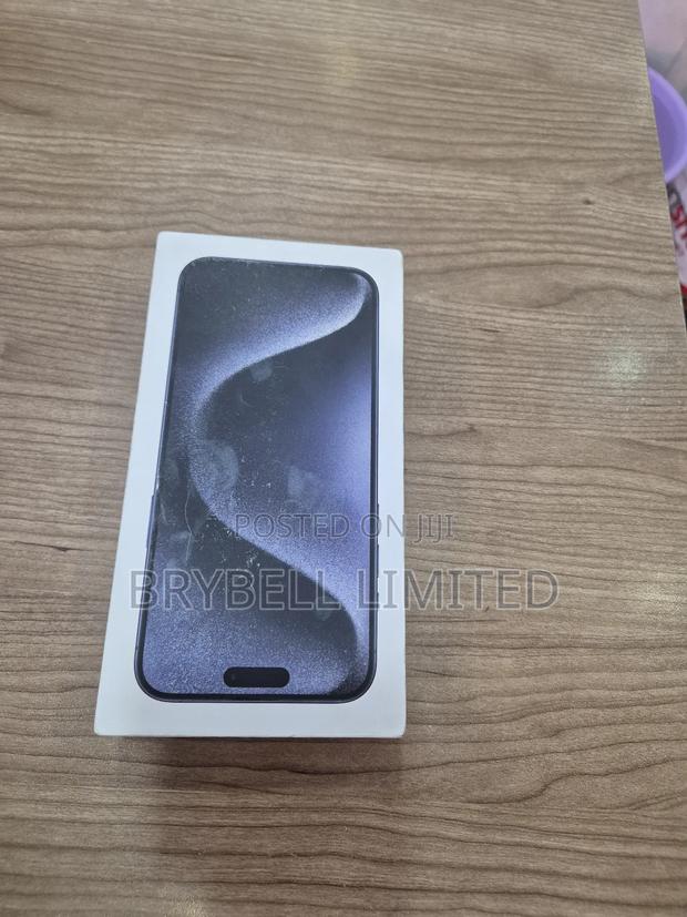 Apple iPhone 15 Pro Max 256 GB Blue - thumbnail 7