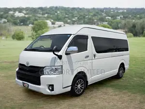 Toyota HiAce 2018 White