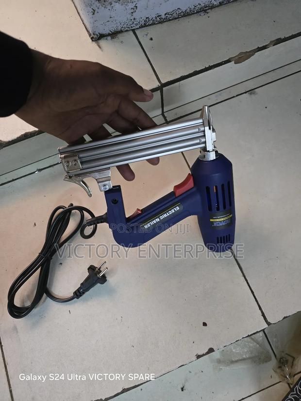 1800 Watts Royce Electric Nail Gun - thumbnail 10
