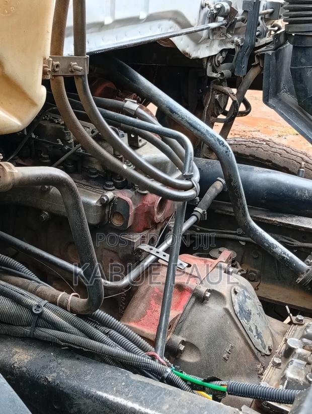 Ashok Leyland Tipper - thumbnail 6