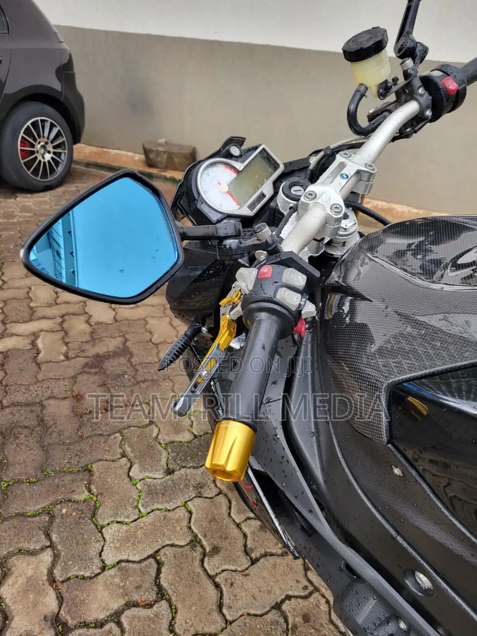 BMW Sport 2019 Black