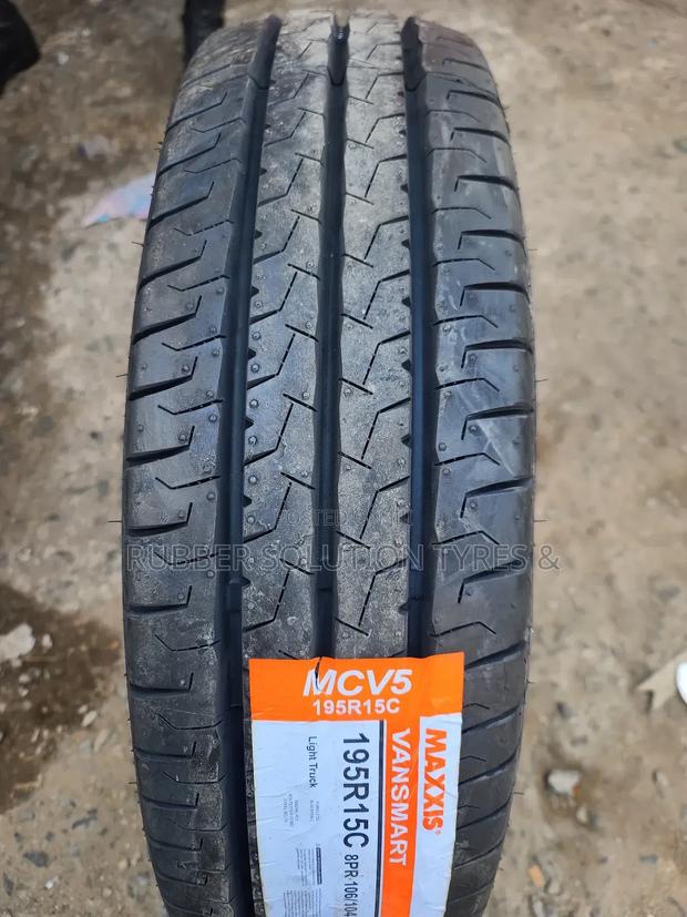 195r15 C Maxxis Tires Mc5[Made in Thailand]