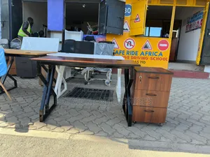 Modern Training/ It/ Home Study Desk+ Mobile Movable Drawers
