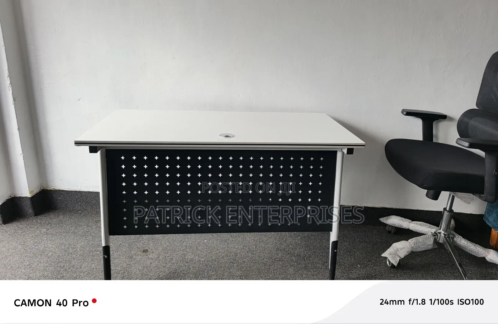 Imported Modern Metallic It Computer Study Desk 1200mm
